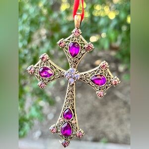 ✨MONET Ornate Purple Jewel Cross Ornament – Vintage Glamour & Timeless Faith✨